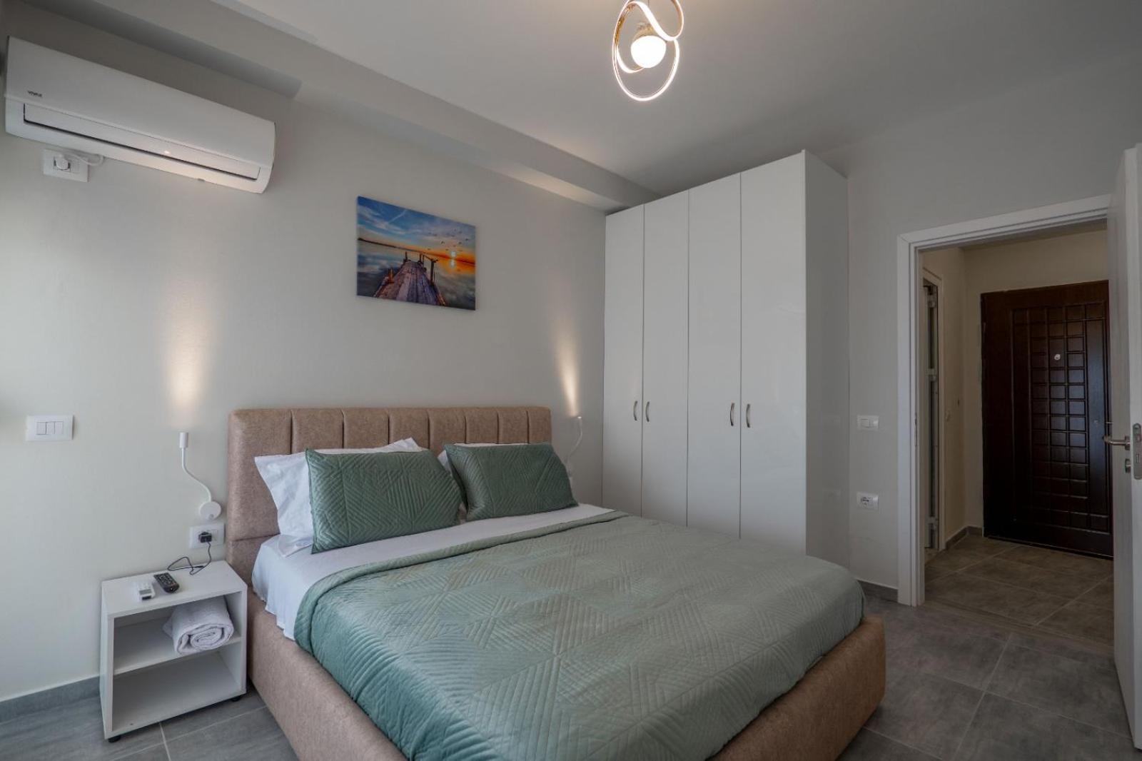 Esel Apartments Саранда Экстерьер фото