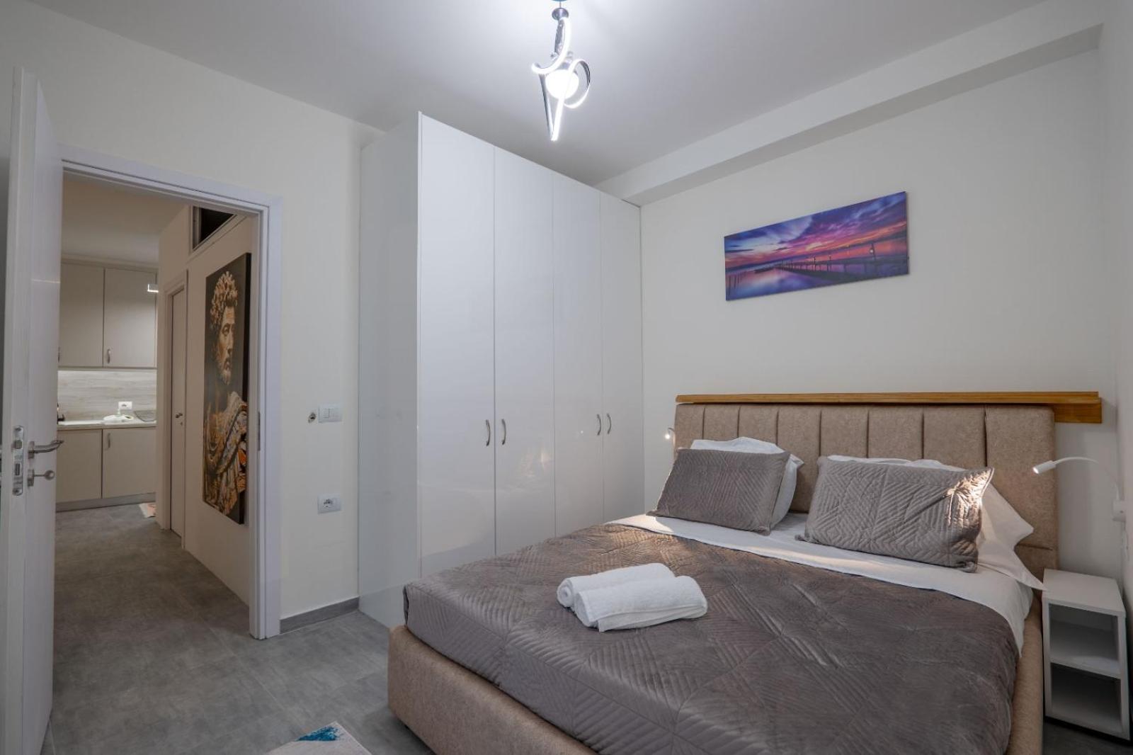 Esel Apartments Саранда Экстерьер фото