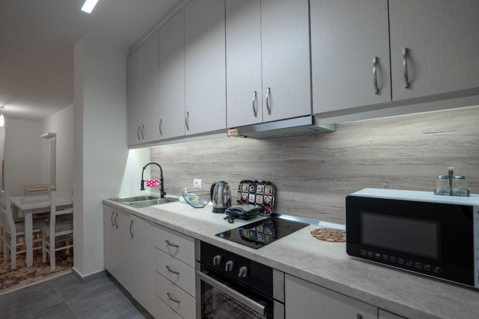 Esel Apartments Саранда Экстерьер фото